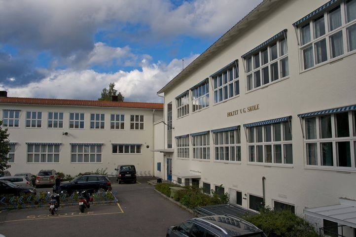 Bygning av Hellerud vgs avdeling på Holtet